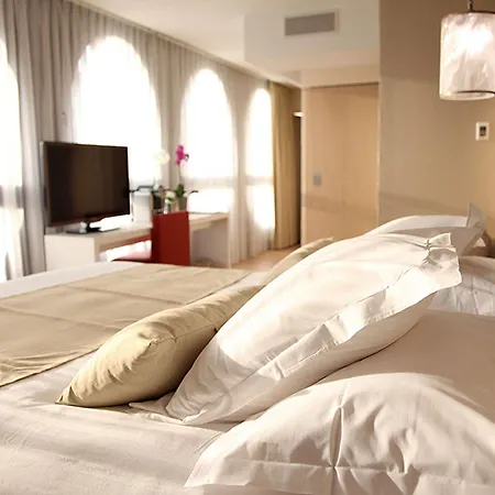 بيست ويسترن بريمير واي 4* ليل