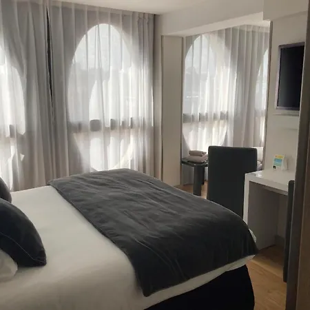 بيست ويسترن بريمير واي 4*